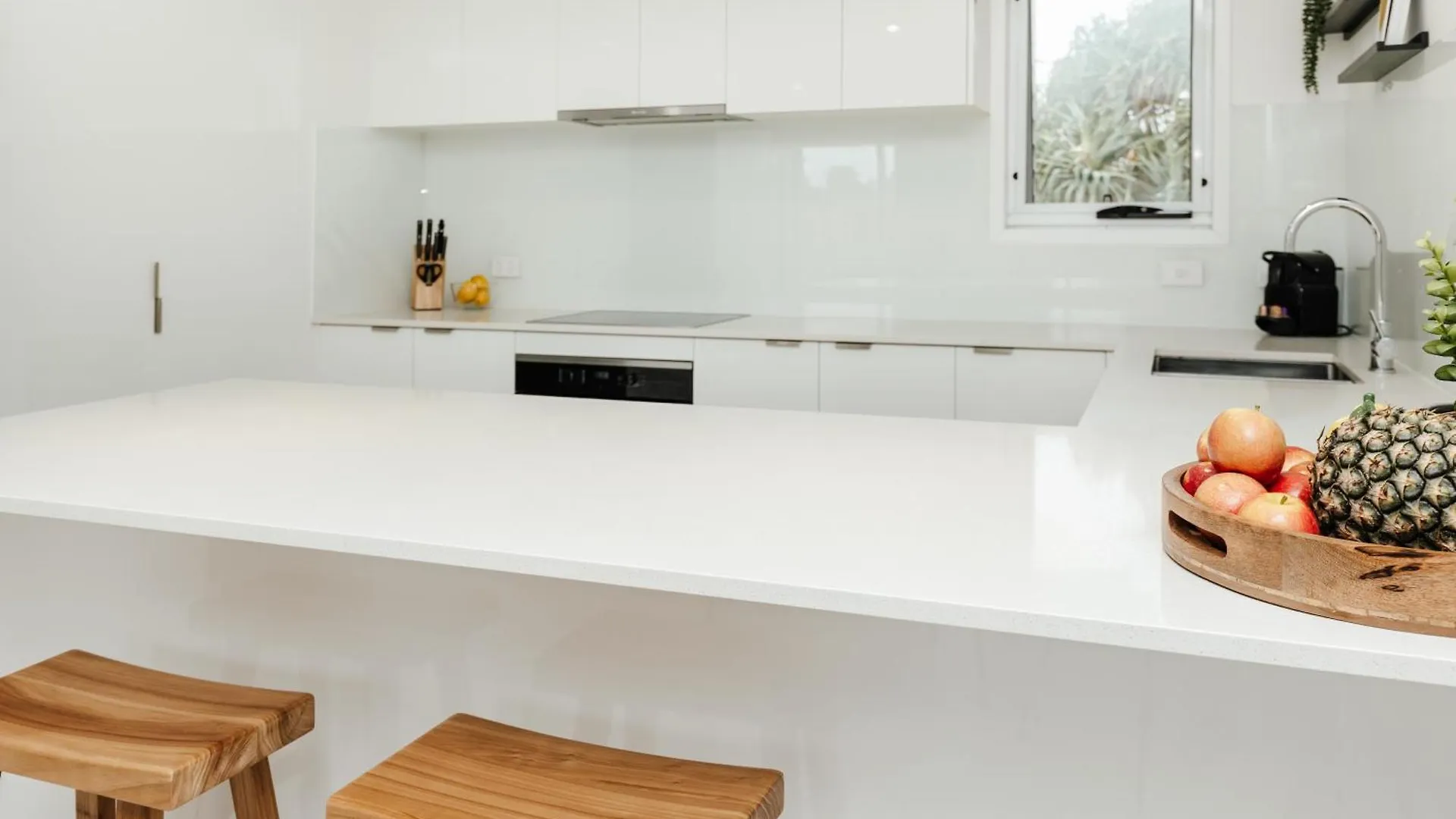 Modern Beachside Retreat 쿨룸비치 0*,
